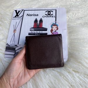❌❌Sold❌❌ Louis Vuitton taiga red wallet